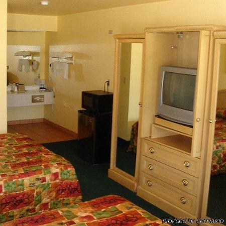 Executive Inn Hondo Ruang foto
